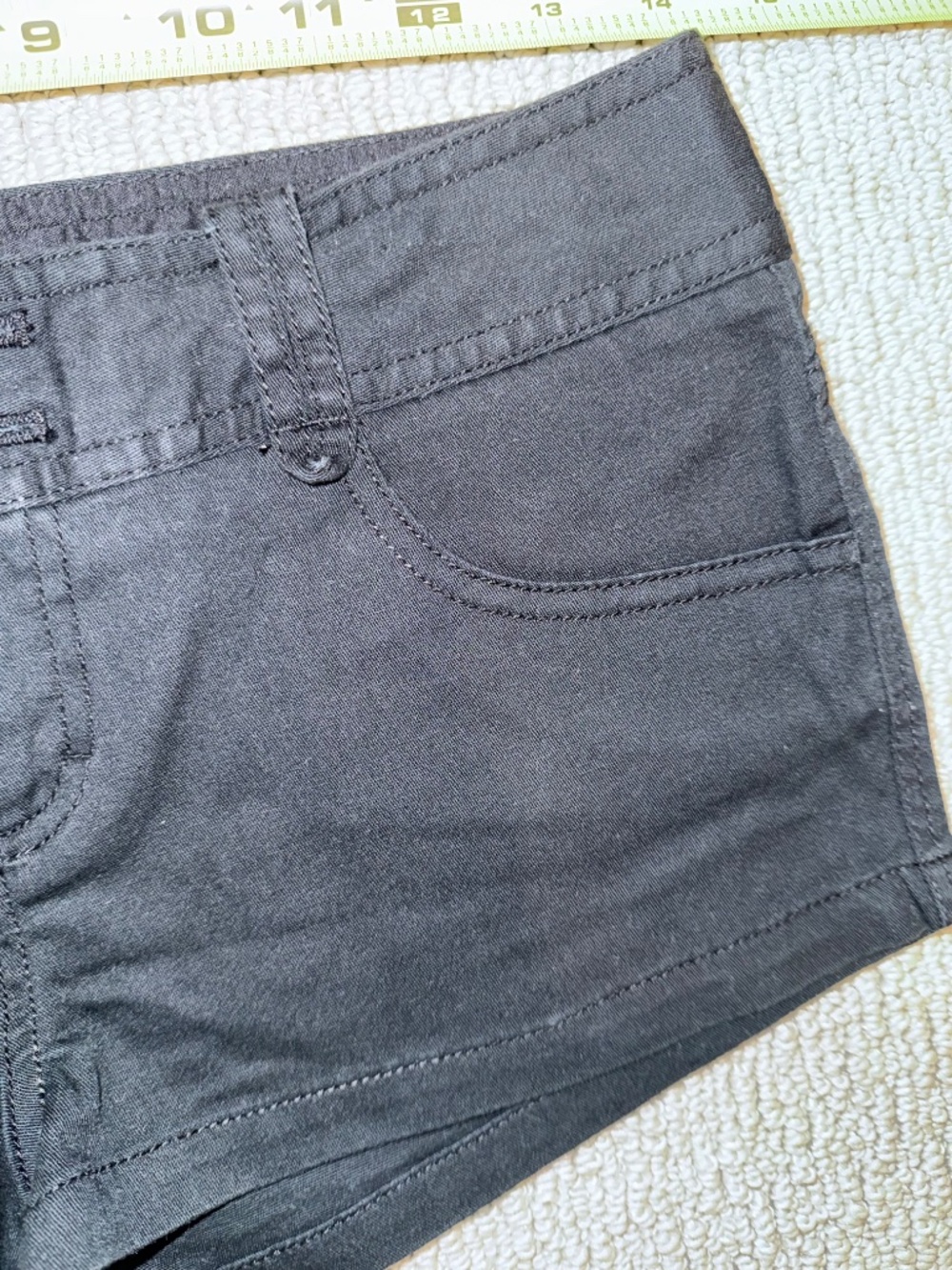 Twenty One Y2K Black Stretch Mini Shorts Size Small Cotton Blend Low Rise - Picture 7 of 16